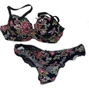 NWT Victoria Secret Dream angels set